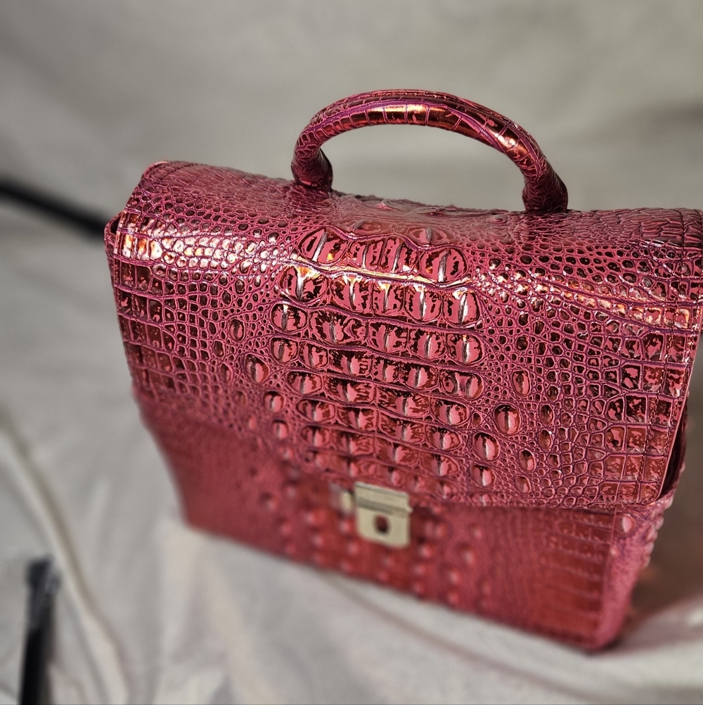 NEW Brahmin Liz backpack in the Red Dragon Melbourne Croc-Embossed Backpack - Picture 7 of 9